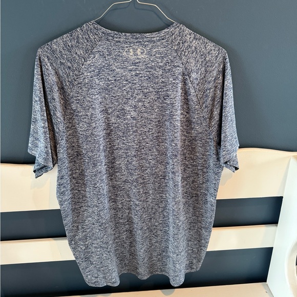 Under Armour Blue Short Sleeve Tee Moisture-Wicking Performance Tech Tee Loose - Picture 3 of 7